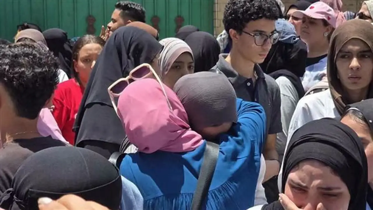 طلاب الثانوية العامة 2026 يشكون صعوبة امتحان الإحصاء في الشعبة الأدبية