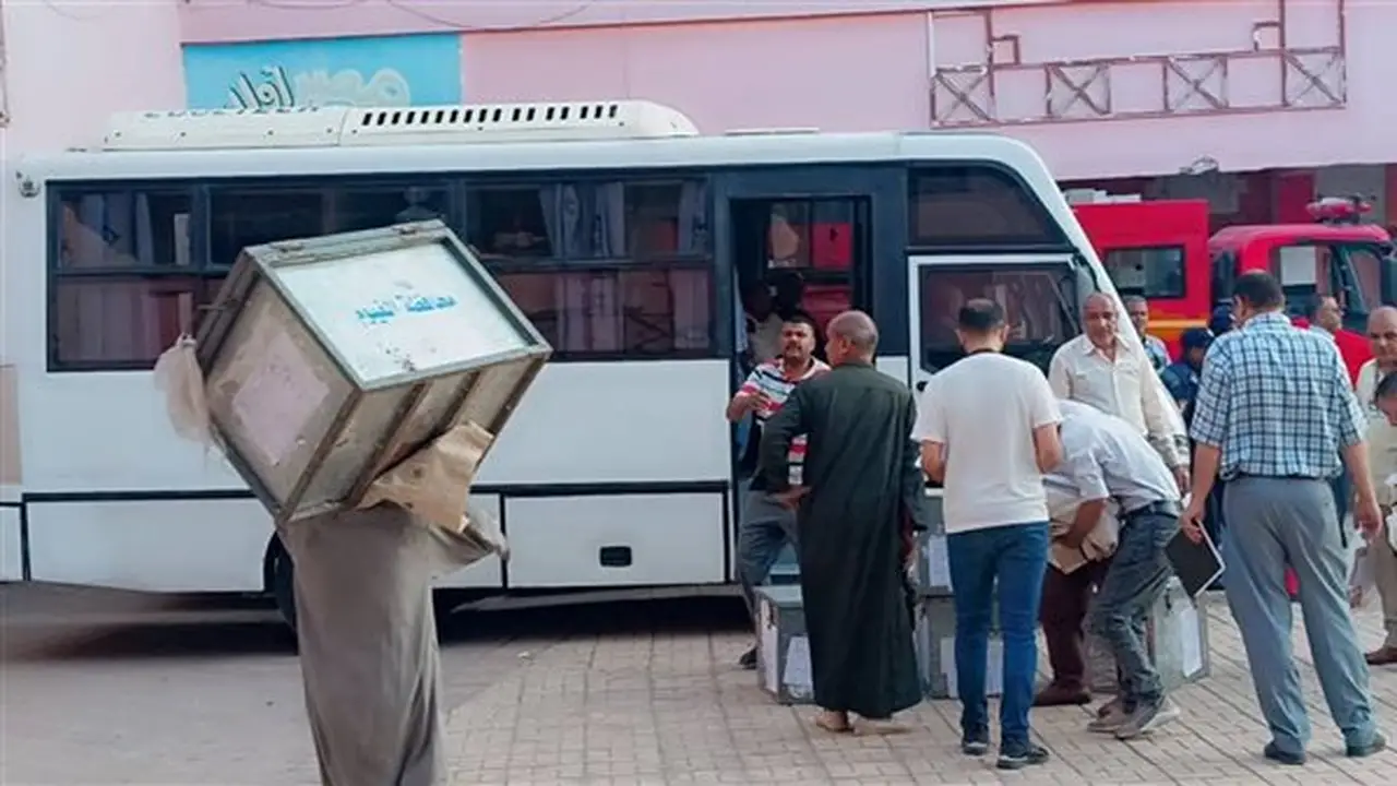 الثانوية العامة 2026: وصول صناديق امتحانات الأحياء والرياضيات والإحصاء إلى اللجان