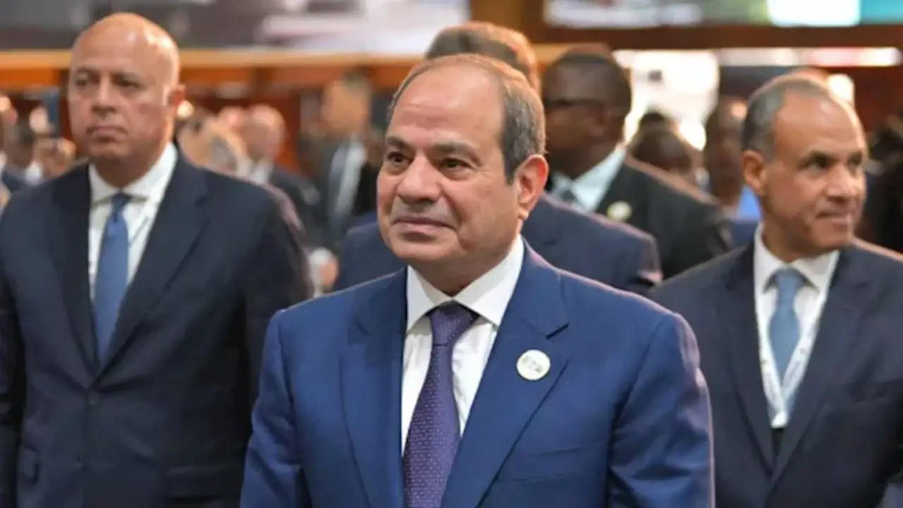 الرئيس السيسي يهنئ ملك المغرب ورئيس فانواتو بمناسبات وطنية هامة