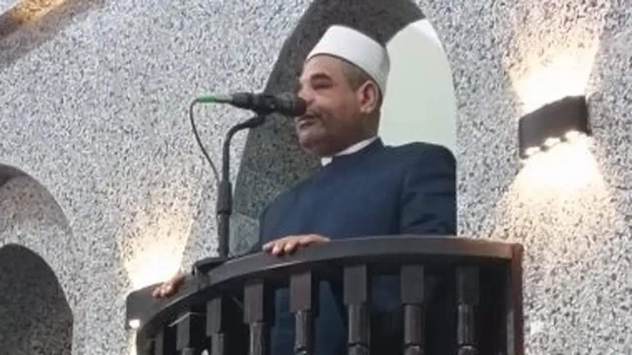 خطبة الجمعة: الرشوة وتأثيرها على المجتمع في مساجد مصر