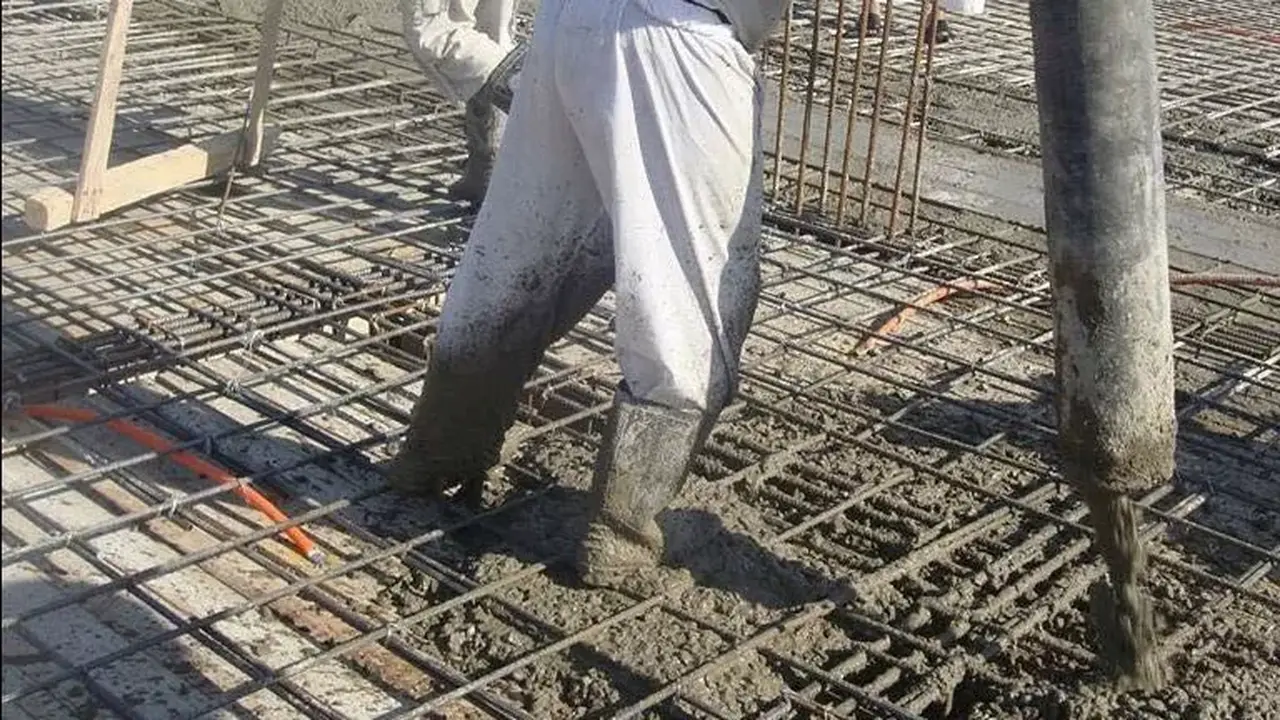 تراجع أسعار الحديد والأسمنت في الأسواق اليوم