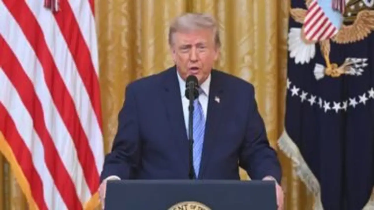 ترامب يكشف عن وثائق استخباراتية تخص انتخابات 2020.. ما تفاصيل خطابه؟