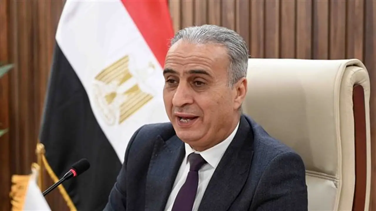 حماية المستهلك تضبط 1.8 طن من خامات المنظفات المغشوشة في ورشة غير مرخصة بالغربية