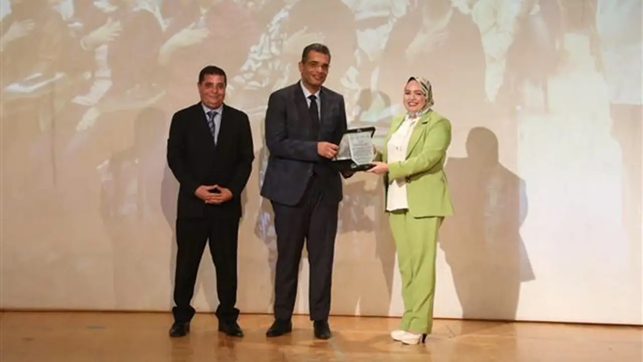 اختتام الدورة الطليعية لتأهيل الكوادر الشبابية في البحر الأحمر