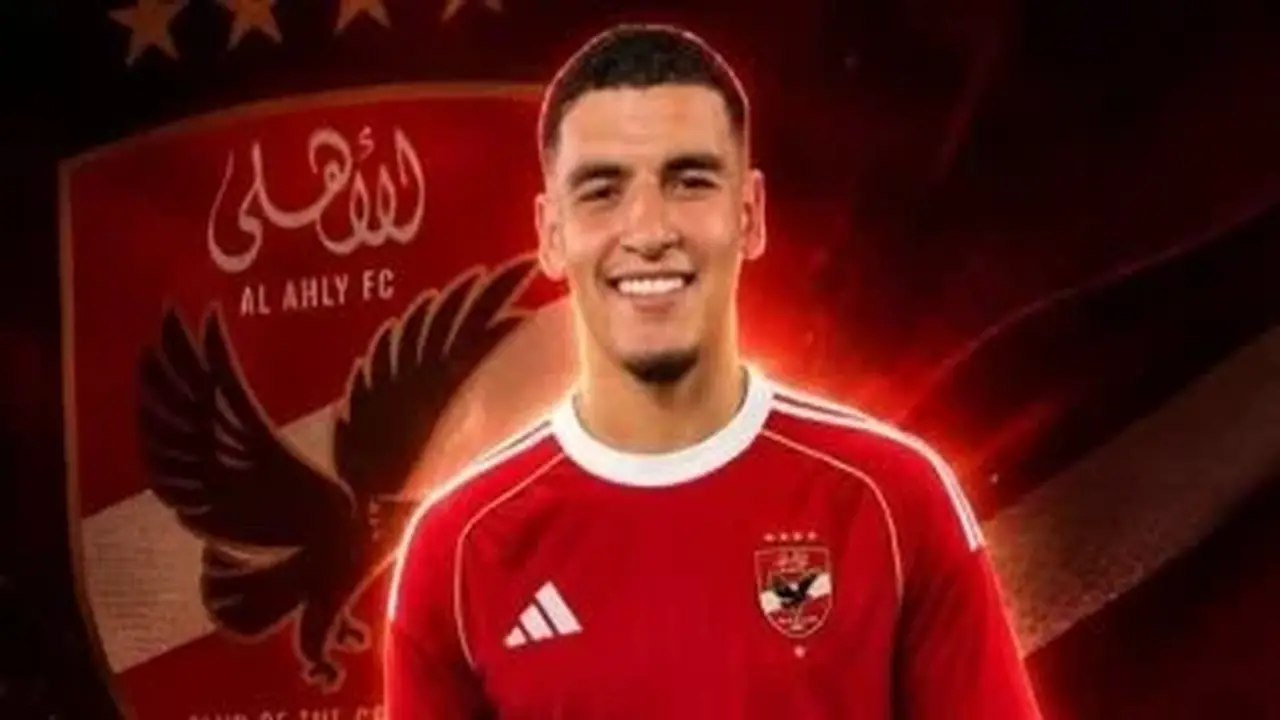 تدريبات بدنية للاعبي الأهلي وبنجديدة على هامش ودية لافينا