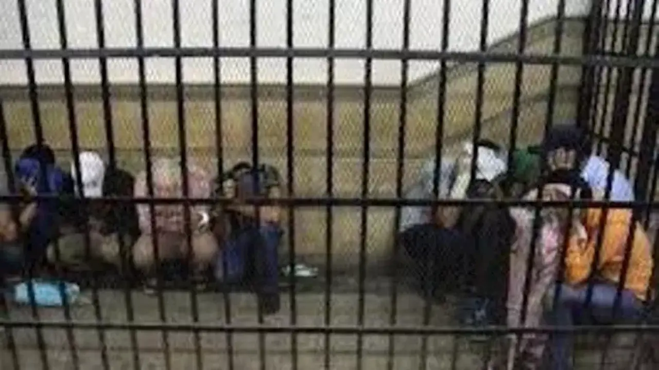 تفاصيل تحقيقات فتاة في قضية “حفل شذوذ فيلا أكتوبر” واعترافاتها أمام النيابة