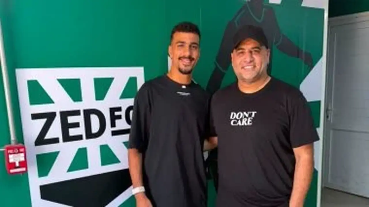 نادي زد يتعاقد مع محمود أوكا لمدة ثلاث سنوات
