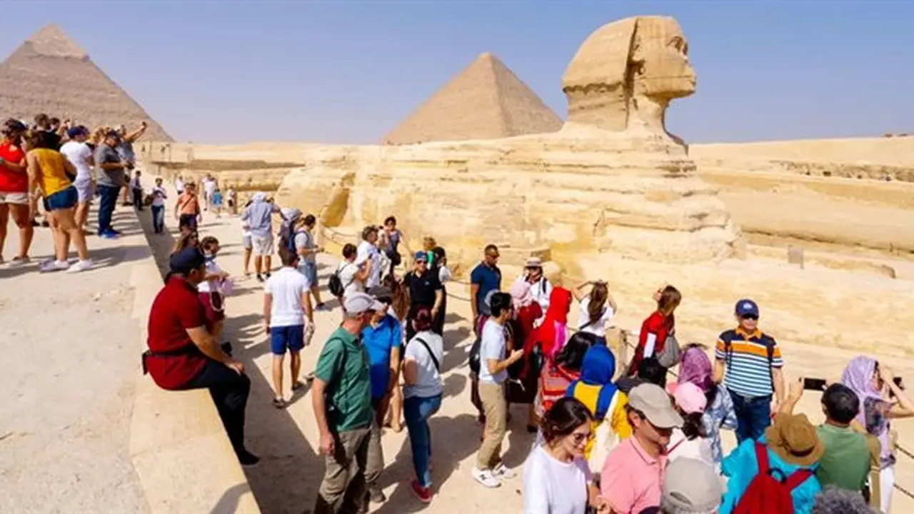 سفير فرنسا بالقاهرة: زيادة السياحة الفرنسية إلى مصر بنسبة 30% والمتحف الكبير يعزز اهتمام الفرنسيين بالزيارة