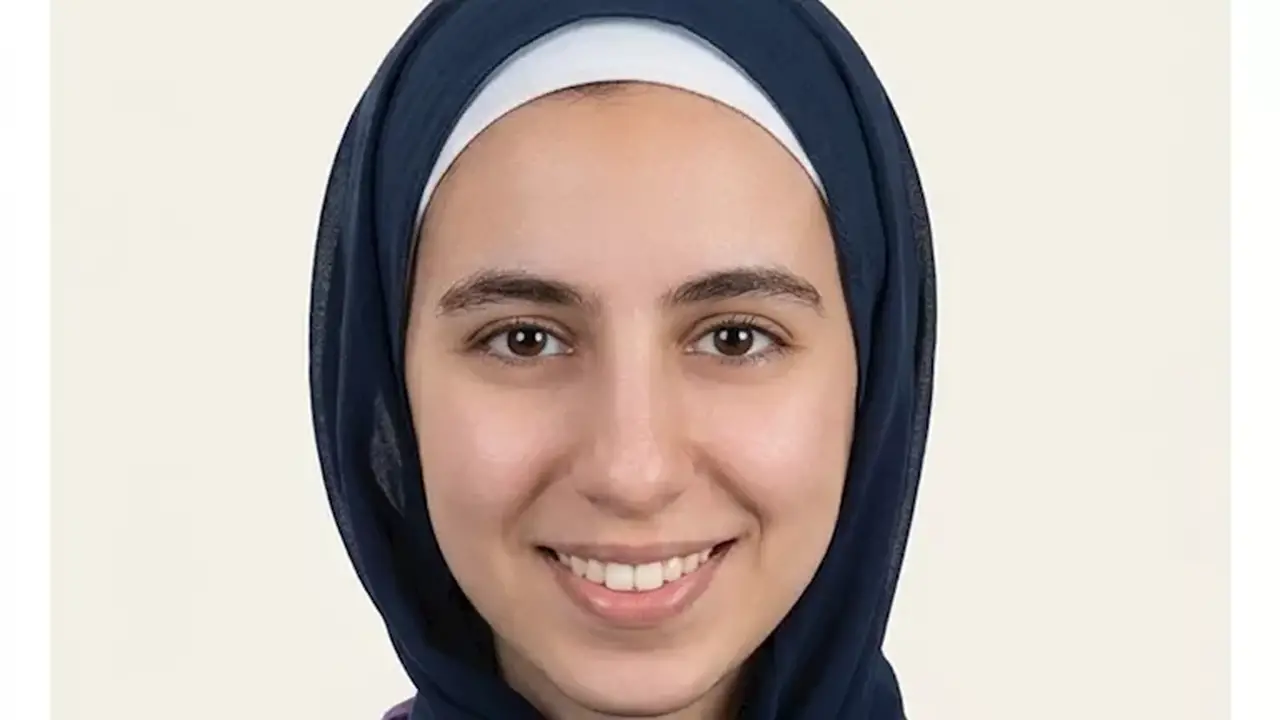 طالبة الـ 4% ريم ترد على وزارة التعليم: من المستحيل أن أختار إجابتين في كل المواد – فيديو