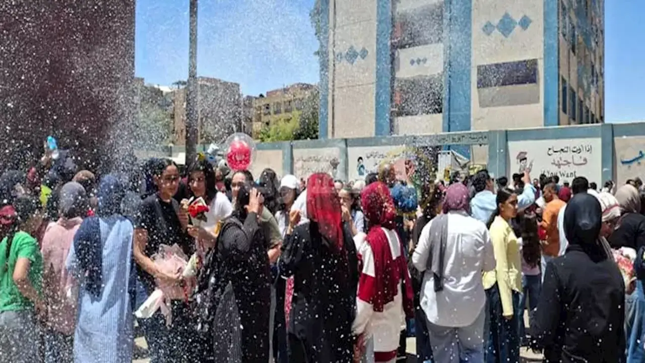 البنات يتصدرن قائمة أوائل الثانوية العامة 2026 وفق مصادر تعليمية