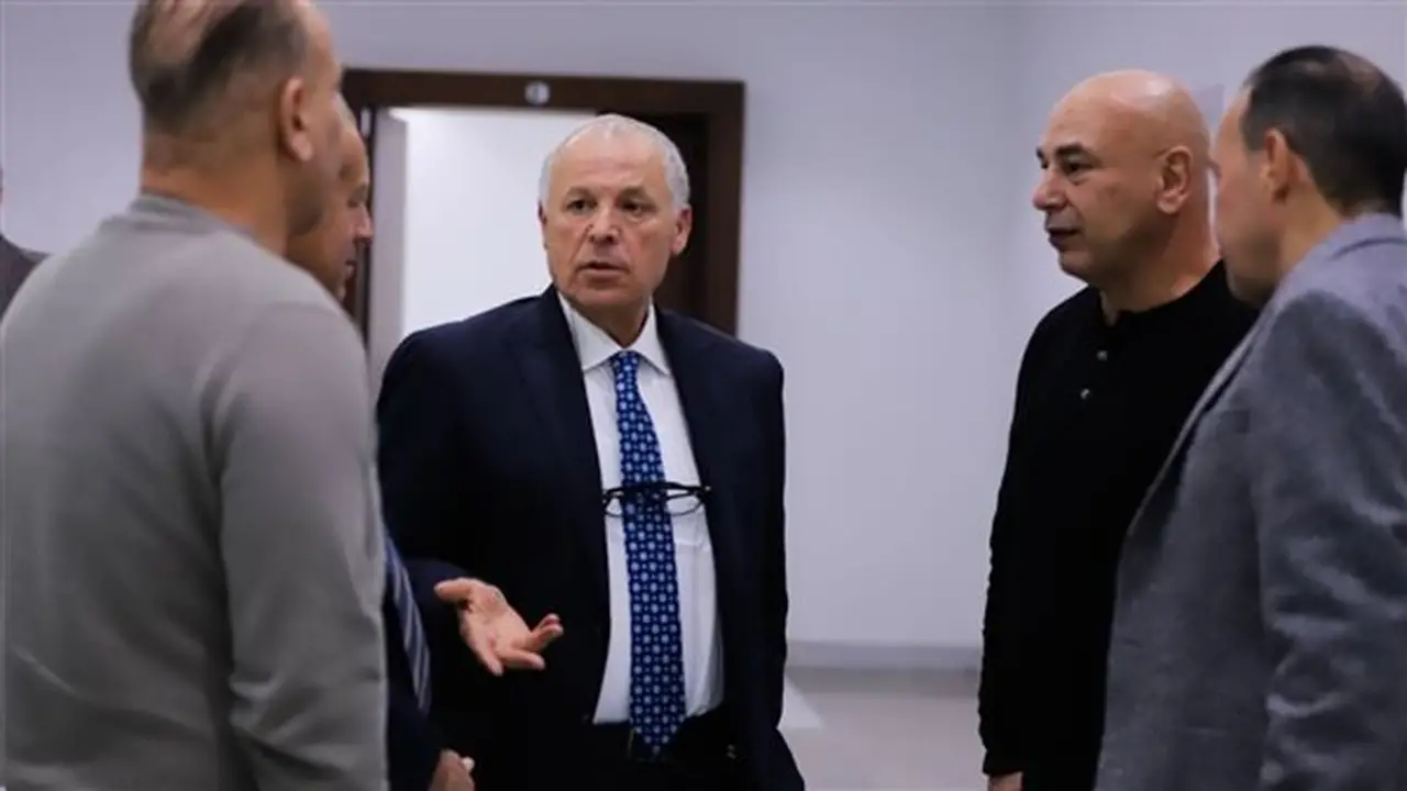 اجتماع اتحاد الكرة المقبل: تجديد عقد التوأم، تشكيل الجهاز الفني للمنتخب الأولمبي، واختيار رئيس لجنة الحكام