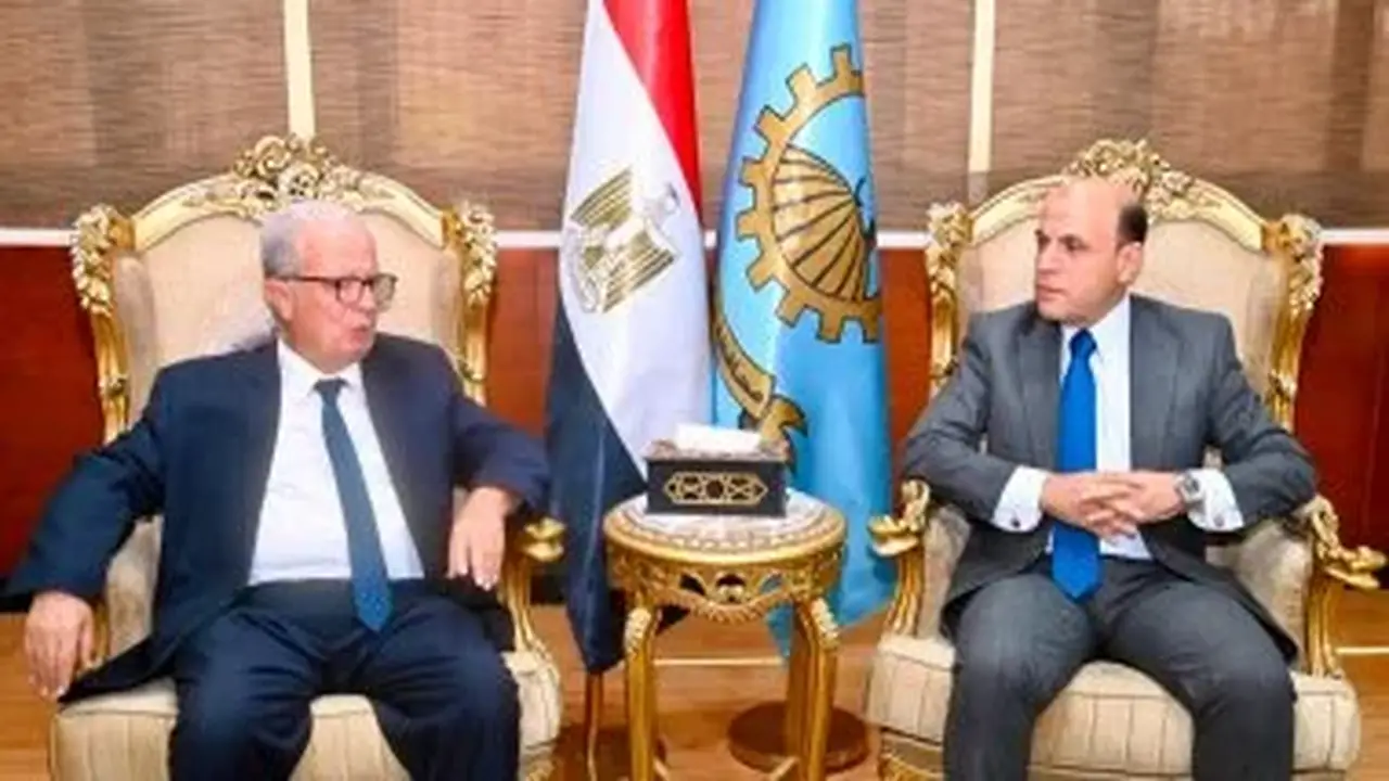 نائب رئيس الوزراء يؤكد أهمية دعم الصناعة الوطنية وتعزيز تنافسية الاقتصاد