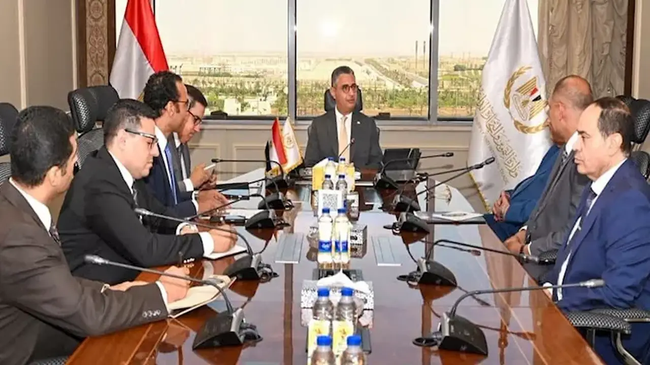 وزير التموين يؤكد عدم تغيير سعر رغيف الخبز المدعم مع تطبيق منظومة الخصم المباشر
