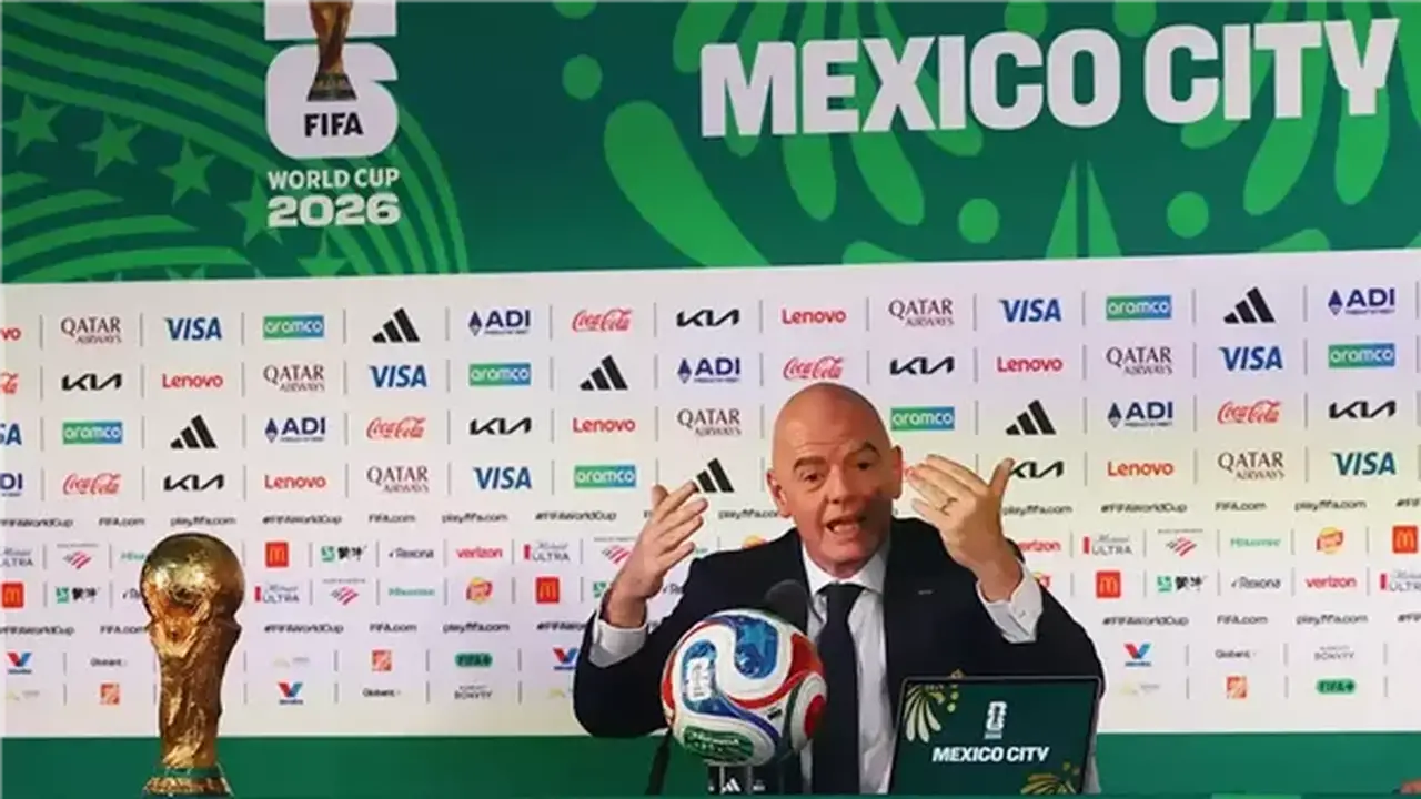 الفيفا يلغي خطة إنفانتينو لبيع كأس العالم بعد ردود فعل عالمية غاضبة