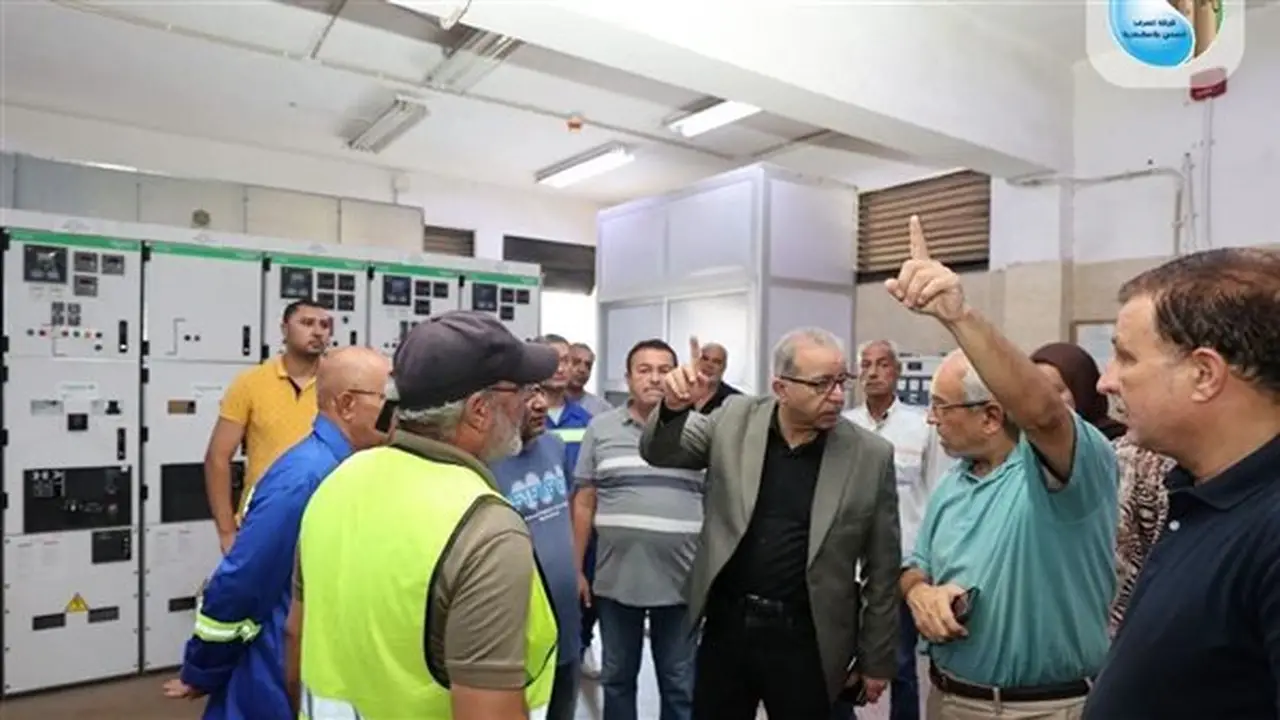 جولة تفقدية لرئيس الصرف الصحي بالإسكندرية في محطة رفع السيوف