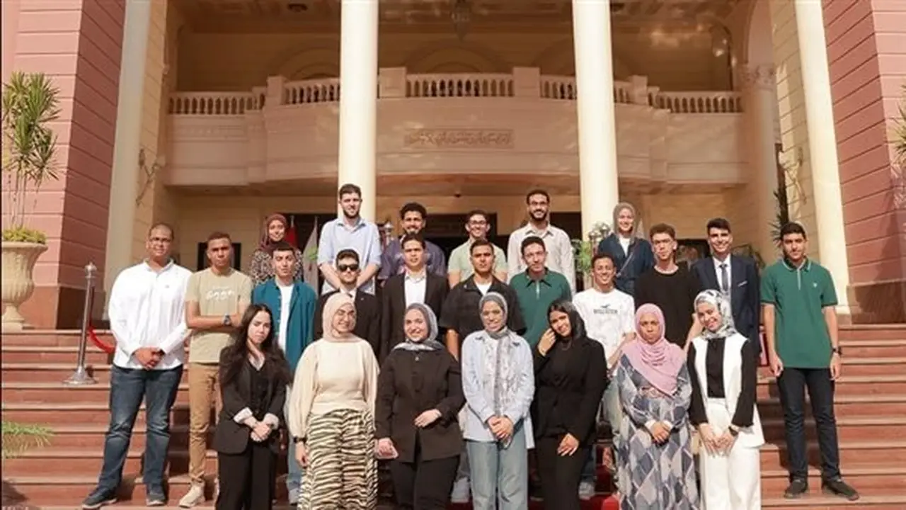 الجامعة البريطانية تكرم أوائل الثانوية العامة وتقدم منحًا دراسية كاملة لهم (صور)