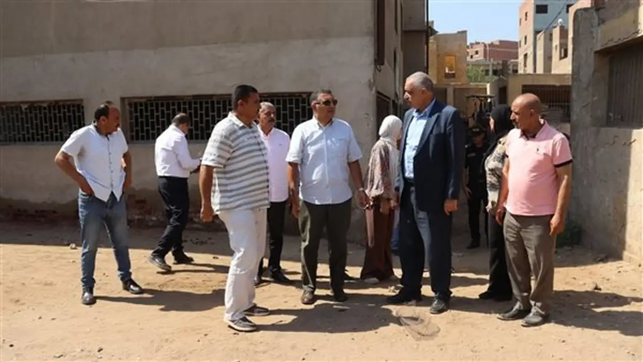 محافظ القليوبية يتفقد موقف سيارات شبين القناطر ويوجه بإعداد دراسة شاملة لتطويره