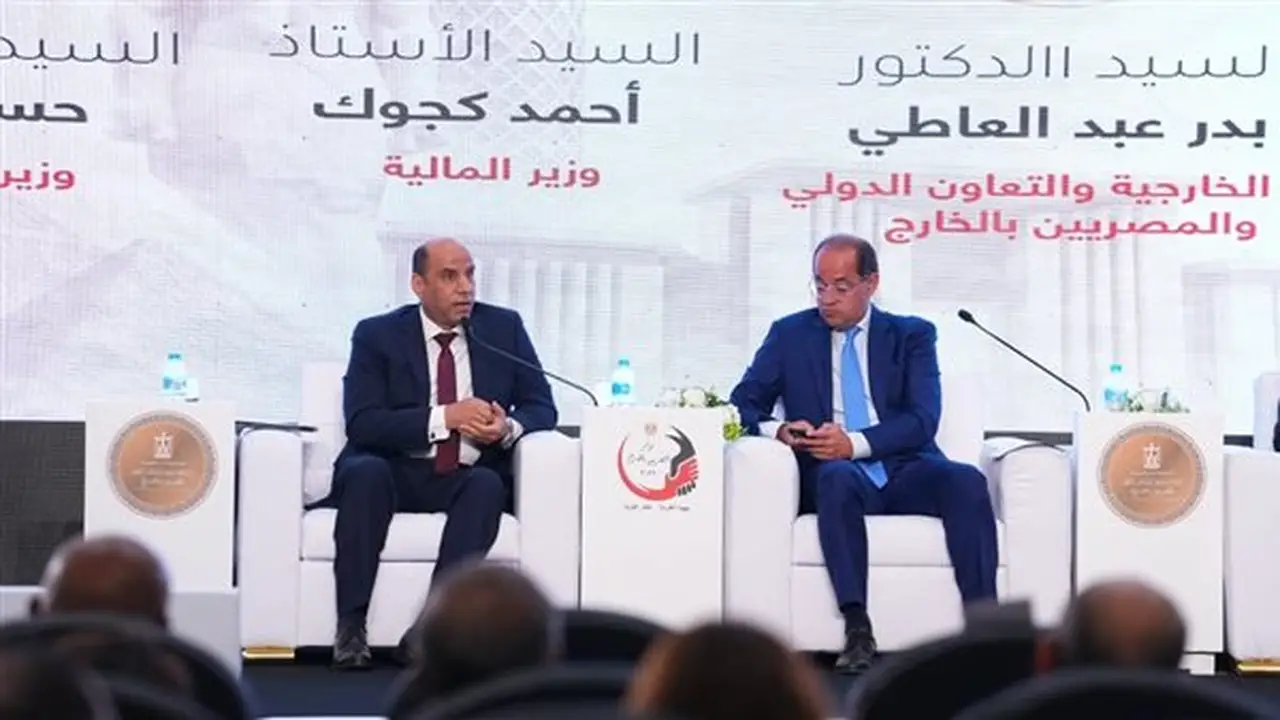 وزير العمل يكشف عن منصة رقمية جديدة لتنظيم تشغيل المصريين بالداخل والخارج قريبًا
