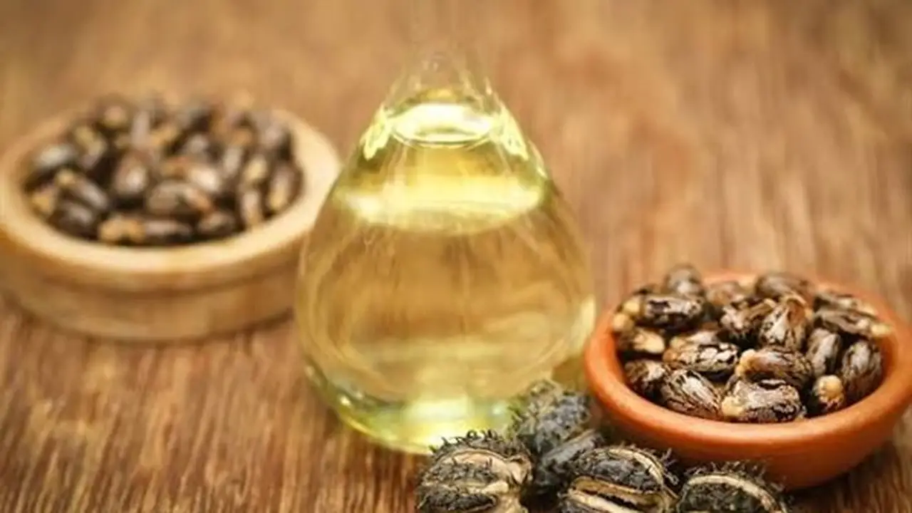 فوائد زيت الخروع لصحة الشعر ومنع التساقط وعلاج فروة الرأس