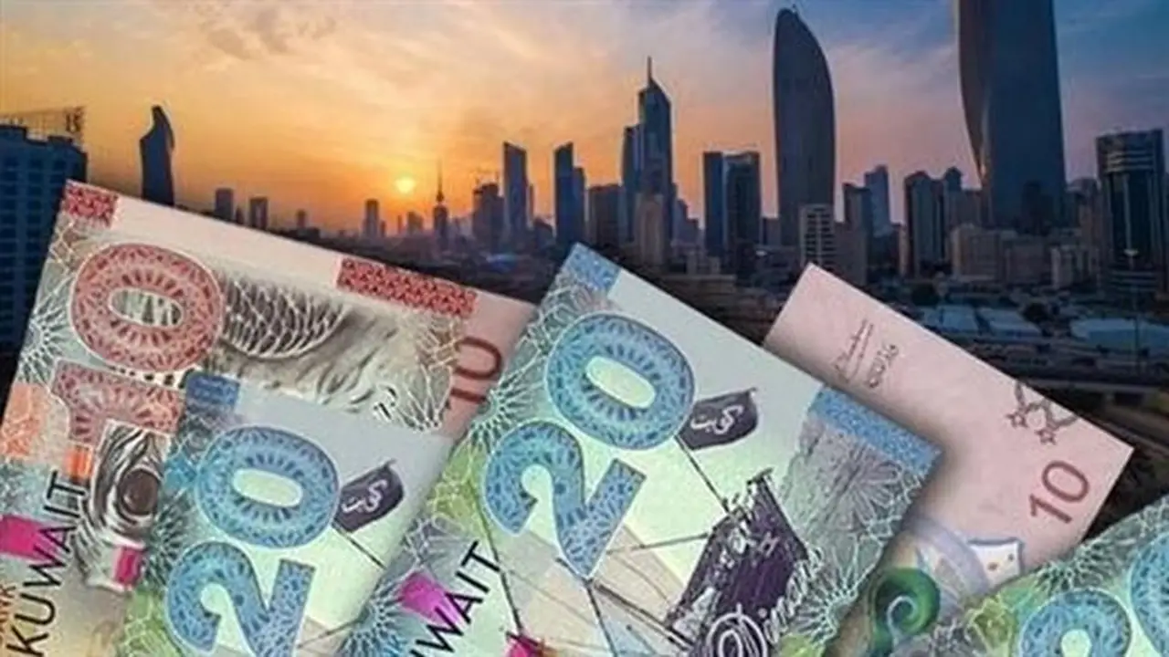 تراجع سعر الدينار الكويتي مقابل الجنيه في 5 بنوك اليوم الأحد