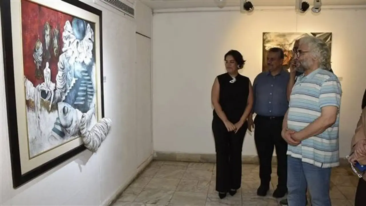 افتتاح معرض “هل لاحظت وجودي؟” للفنانة فرح سلامة في متحف أحمد شوقي