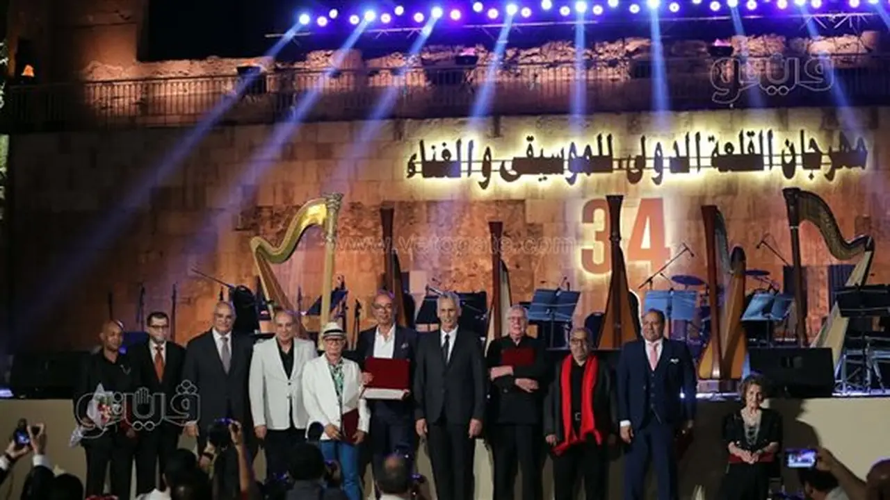 مهرجان القلعة يكرم شخصيات بارزة في المشهد الفني المصري (صور)
