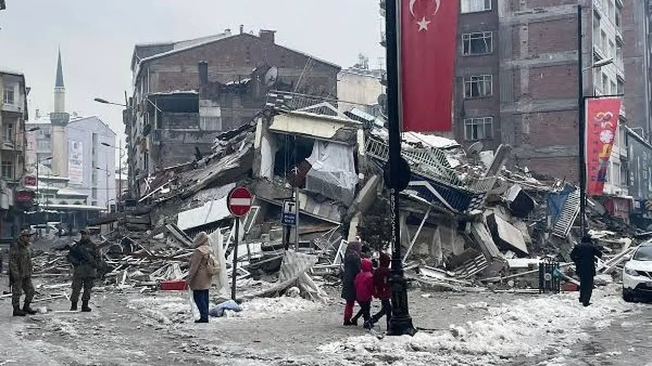 قلق متزايد في إسطنبول من زلزال مدمر بقوة 7.4 درجة بعد 27 عامًا من زلزال مرمرة