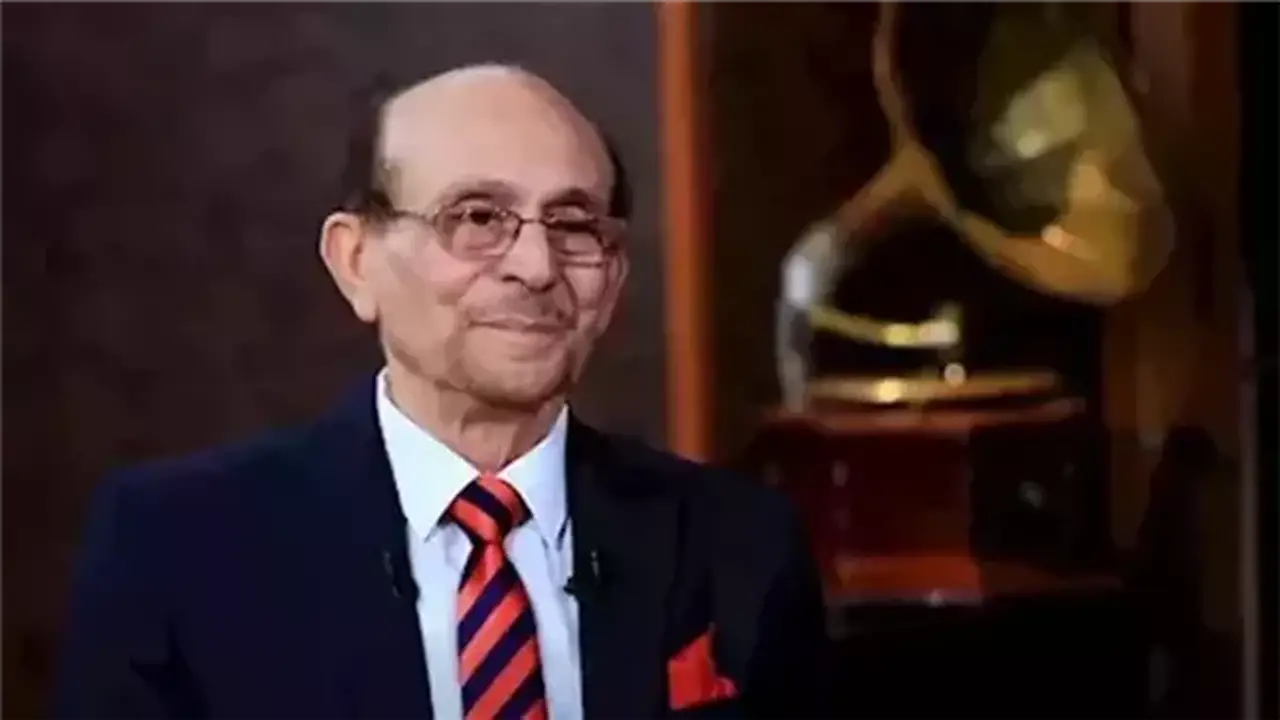 تفاصيل الحالة الصحية للفنان محمد صبحي بعد تواجده بالمستشفى
