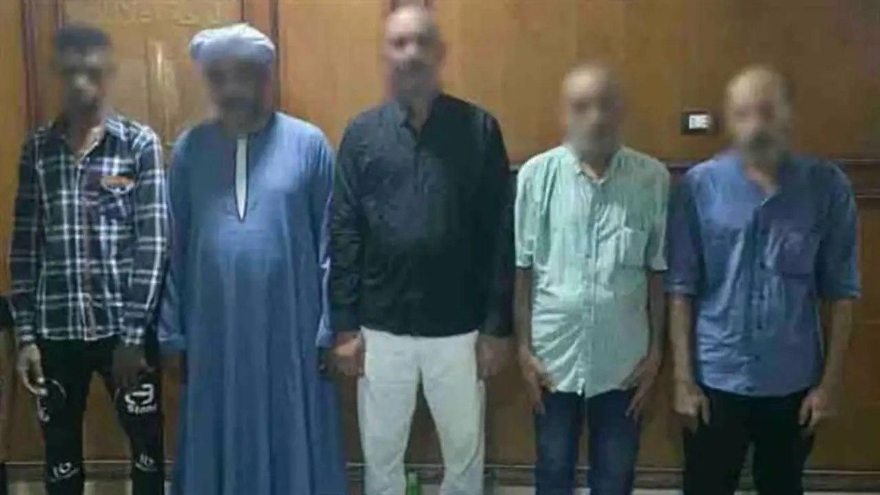 الأمن يكشف عن 3 وقائع في الأقصر وبني سويف والمنوفية بفضل فيديوهات السوشيال ميديا