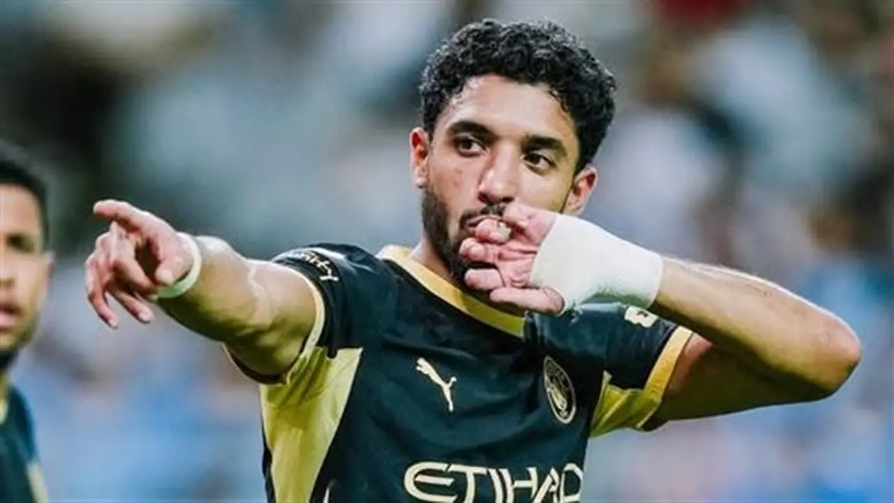 ماريسكا يوضح موقف عمر مرموش من الرحيل عن مانشستر سيتي
