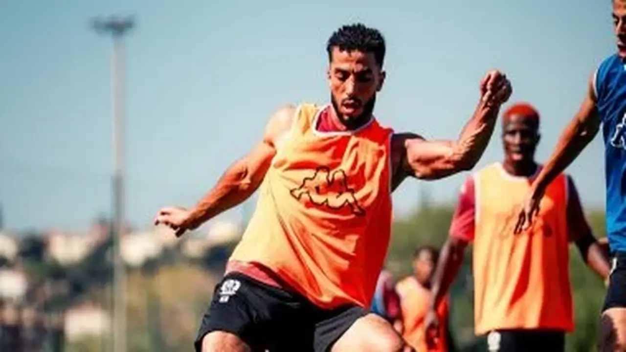 محمد عبد المنعم يواصل التحضير مع نيس لانطلاق الدوري الفرنسي.. صور