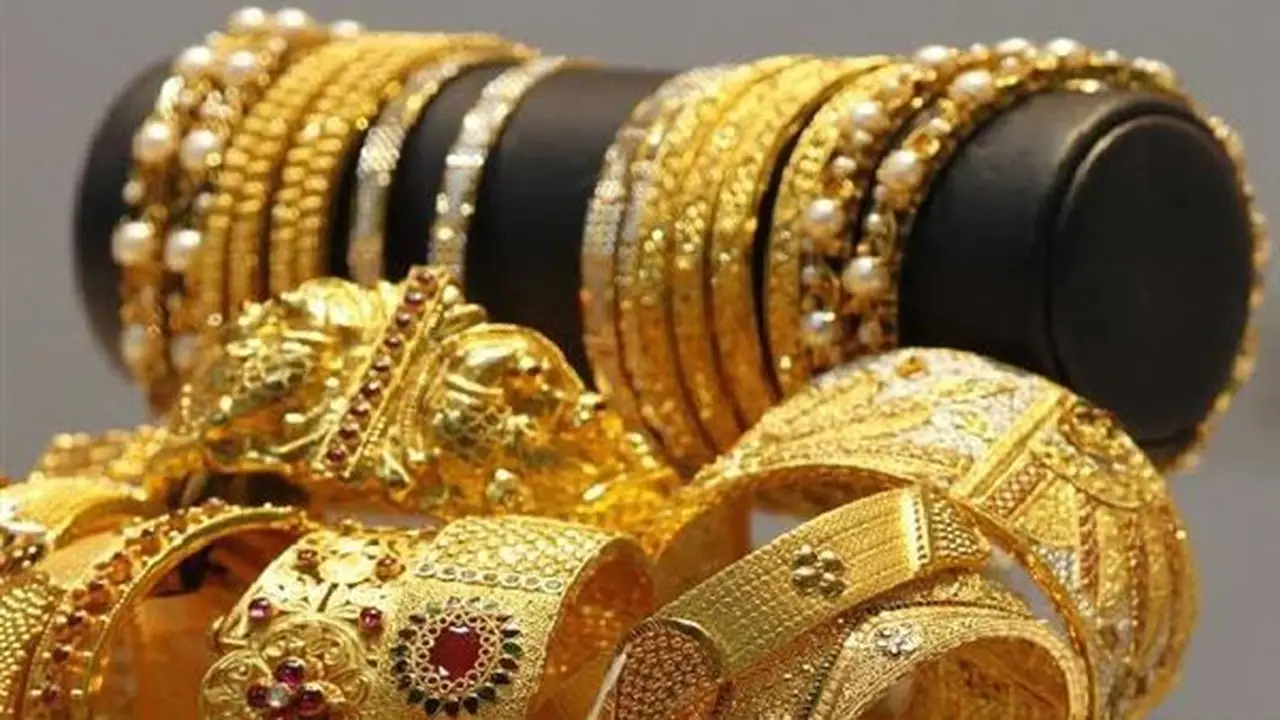 ارتفاع أسعار الذهب في محلات الصاغة بمقدار 215 جنيهاً لجميع العيارات