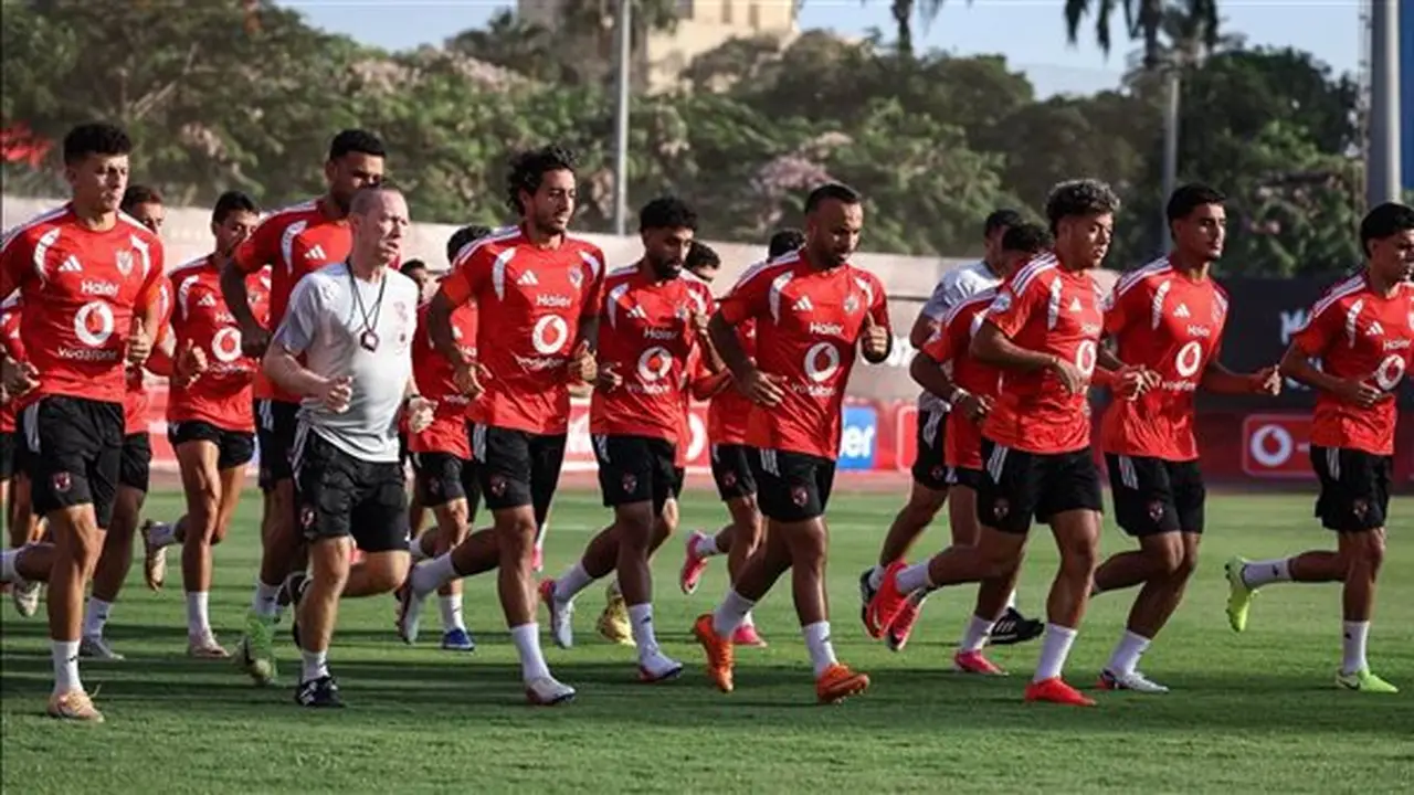 صور ترصد مران الأهلي استعدادًا لمواجهة الشرقية إنبي في الدوري الممتاز