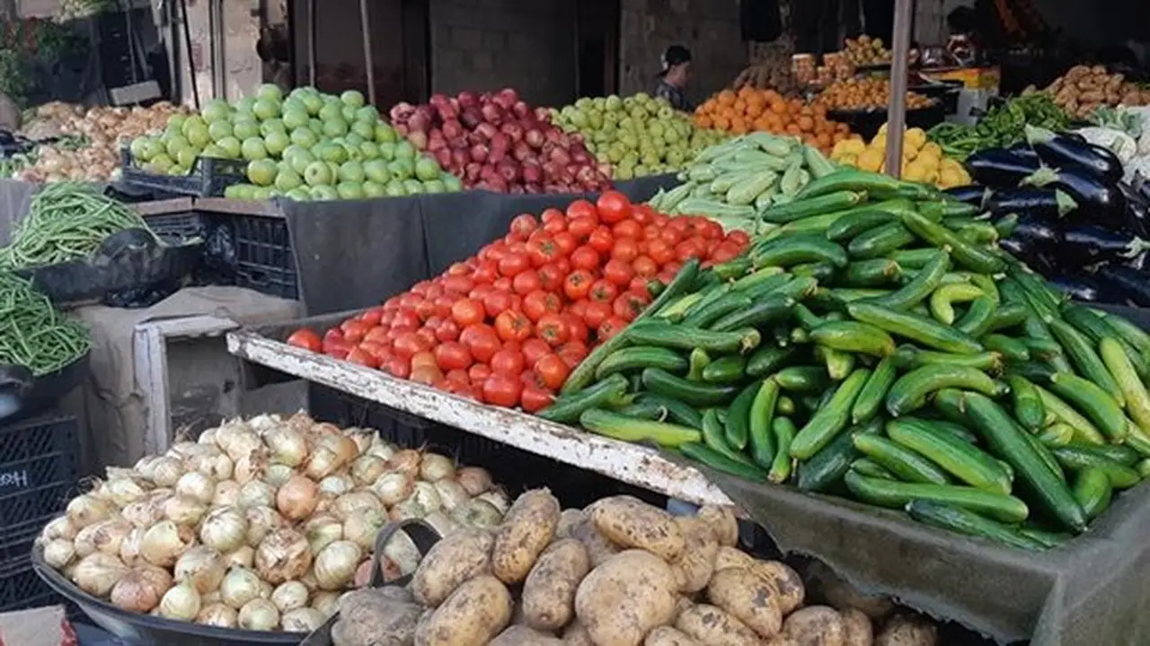 أسعار الخضار اليوم السبت: ارتفاع 6 أصناف وانخفاض في الخيار والليمون البلدي