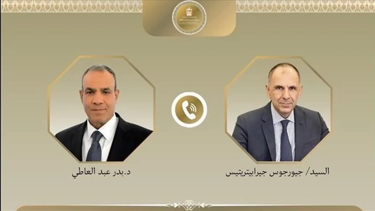 وزير الخارجية المصري يبحث مع نظيره اليوناني تعزيز العلاقات الثنائية والتطورات الإقليمية