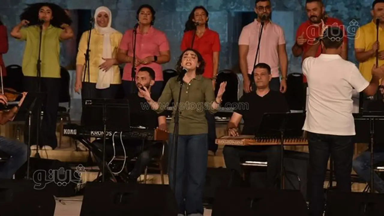 جنة الجندي تتألق في مهرجان القلعة بأغنية “لولا الملامة” (صور)