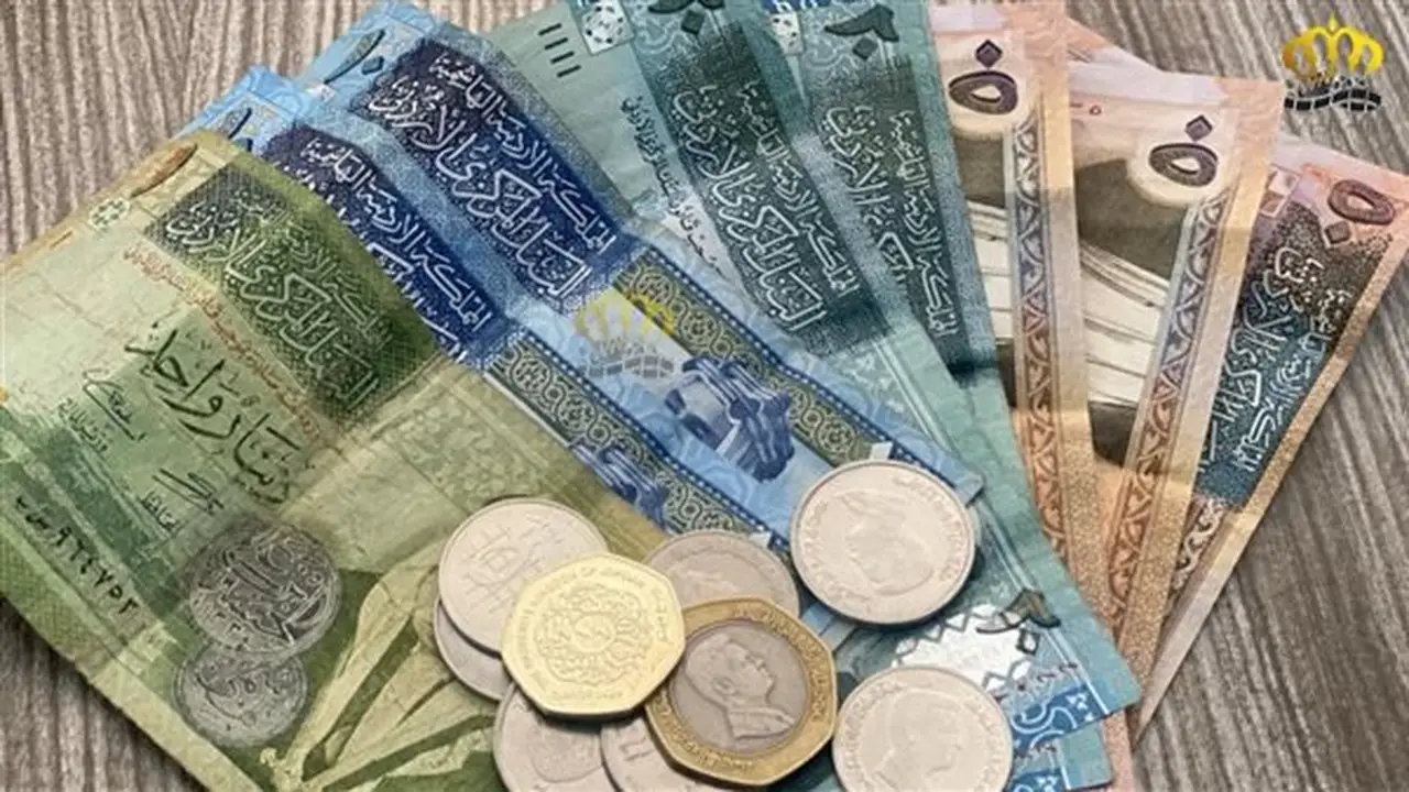 استقرار سعر الدينار الأردني مقابل الجنيه المصري في البنوك اليوم الأحد