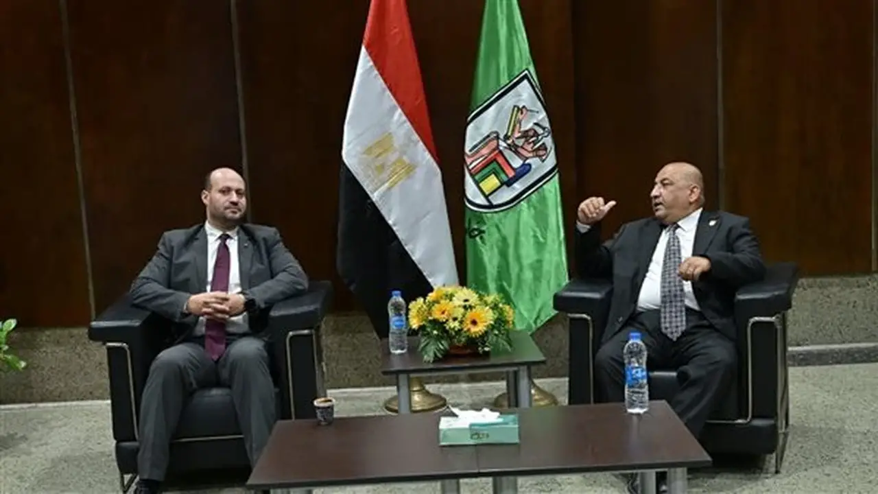 تعزيز جاهزية الشباب لسوق العمل: وزارة الاستثمار تشارك في معسكر «قادة المستقبل» بجامعة القاهرة