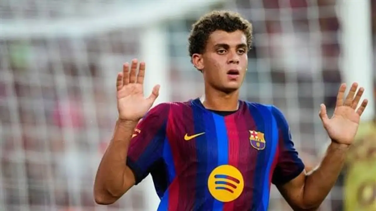 برشلونة يبدأ مفاوضات تجديد عقد حمزة عبد الكريم