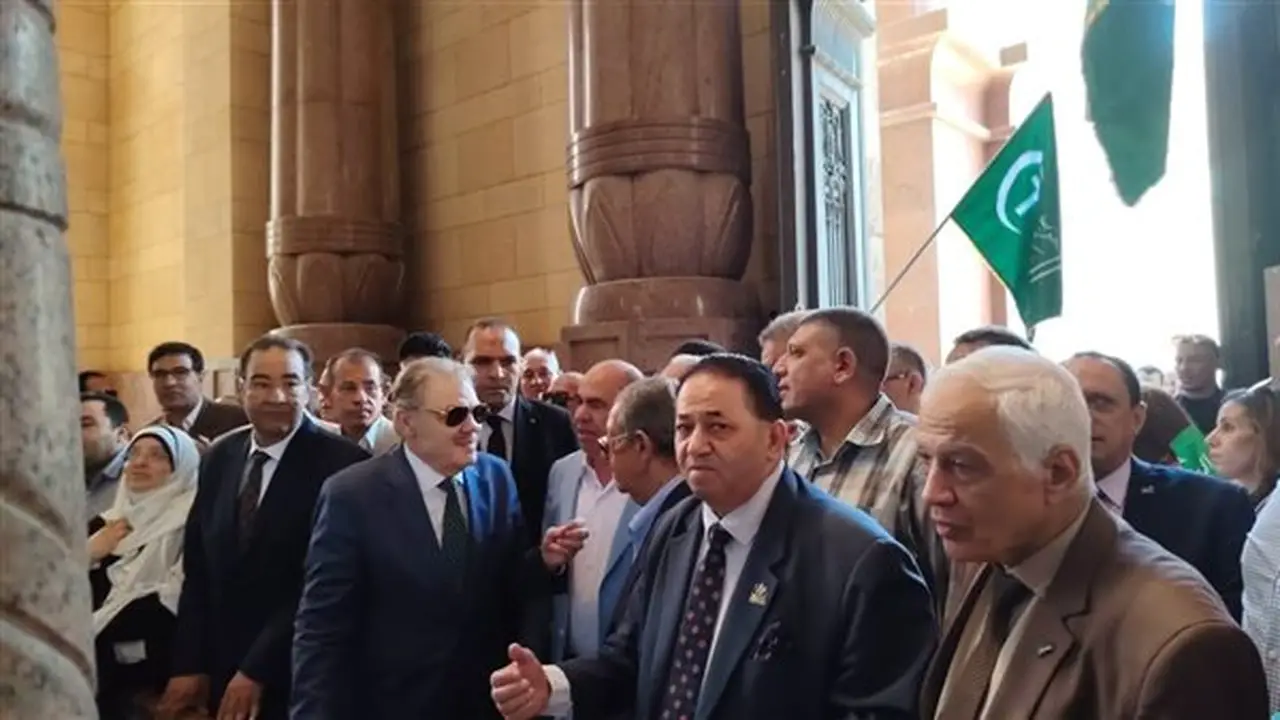 السيد البدوي يزور ضريح سعد زغلول إحياءً لذكرى زعماء أحداث اليوم (صور)