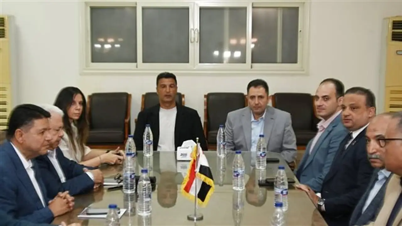 وزير الصناعة: مدينة دمياط للأثاث تفتح آفاق جديدة للمنتجات المصرية في الأسواق العالمية