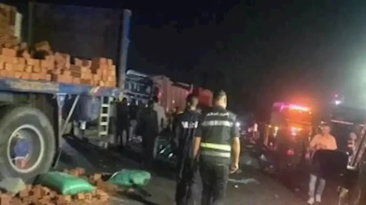 استشهاد عقيد شرطة وفرد أمن في سلسلة حوادث على الطريق الأوسطي | تفاصيل