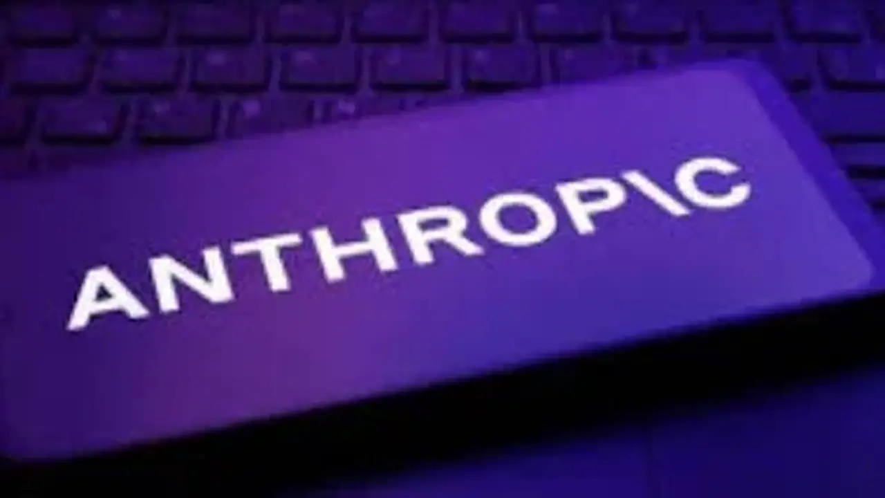 إيرادات Anthropic تتجاوز 65 مليار دولار متفوقة على OpenAI
