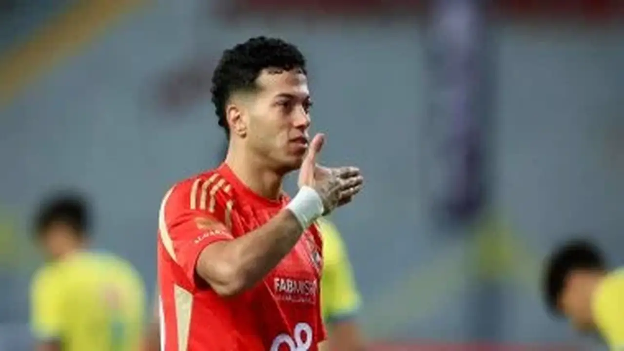الأهلي يمدد عقد إمام عاشور حتى 2030 وفقًا لتقارير صحفية