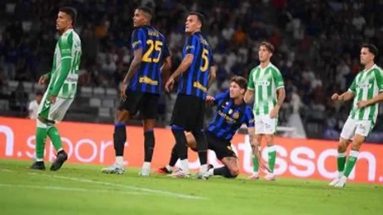 إنتر يبدأ الدفاع عن لقب الدوري الإيطالي أمام مونزا ونابولي يواجه جنوى