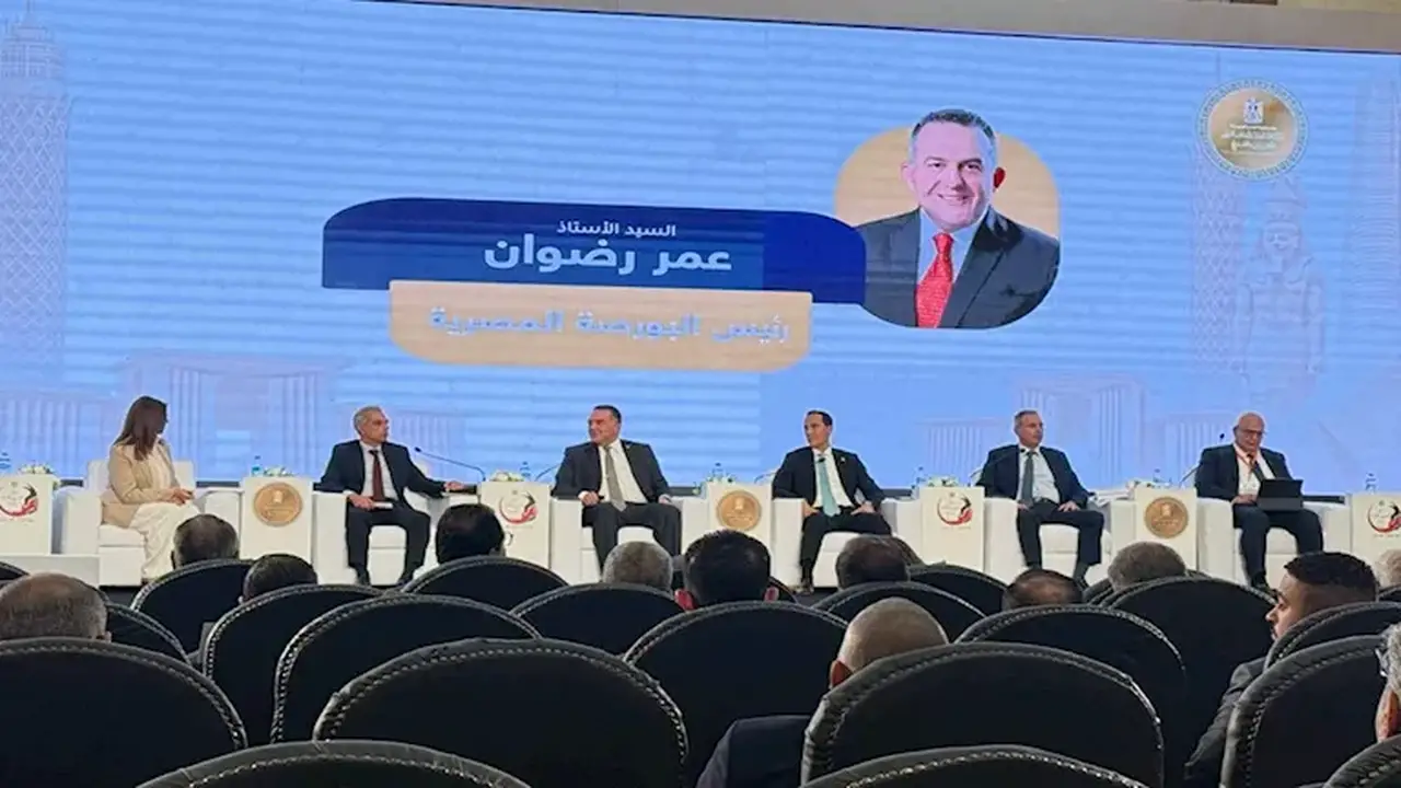 البورصة المصرية تعرض فرص الاستثمار الرقمي للمصريين بالخارج