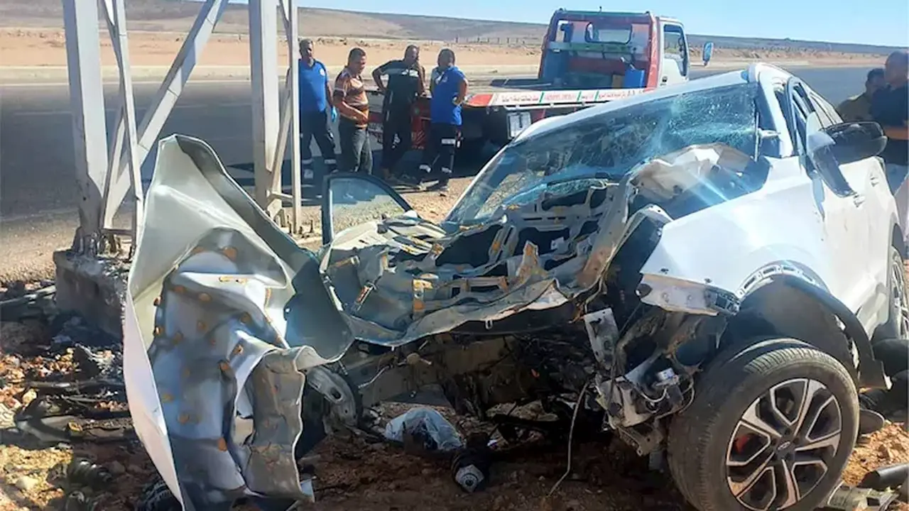 مصرع شاب إثر حادث انقلاب سيارة ملاكي على الطريق الصحراوي بسوهاج