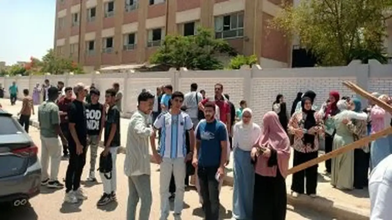 فتح باب التقديم الإلكتروني لمدارس المتفوقين للحاصلين على الشهادة الإعدادية