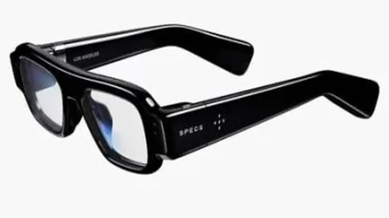 سناب تكشف عن نظاراتها الذكية Specs للواقع المعزز في سبتمبر