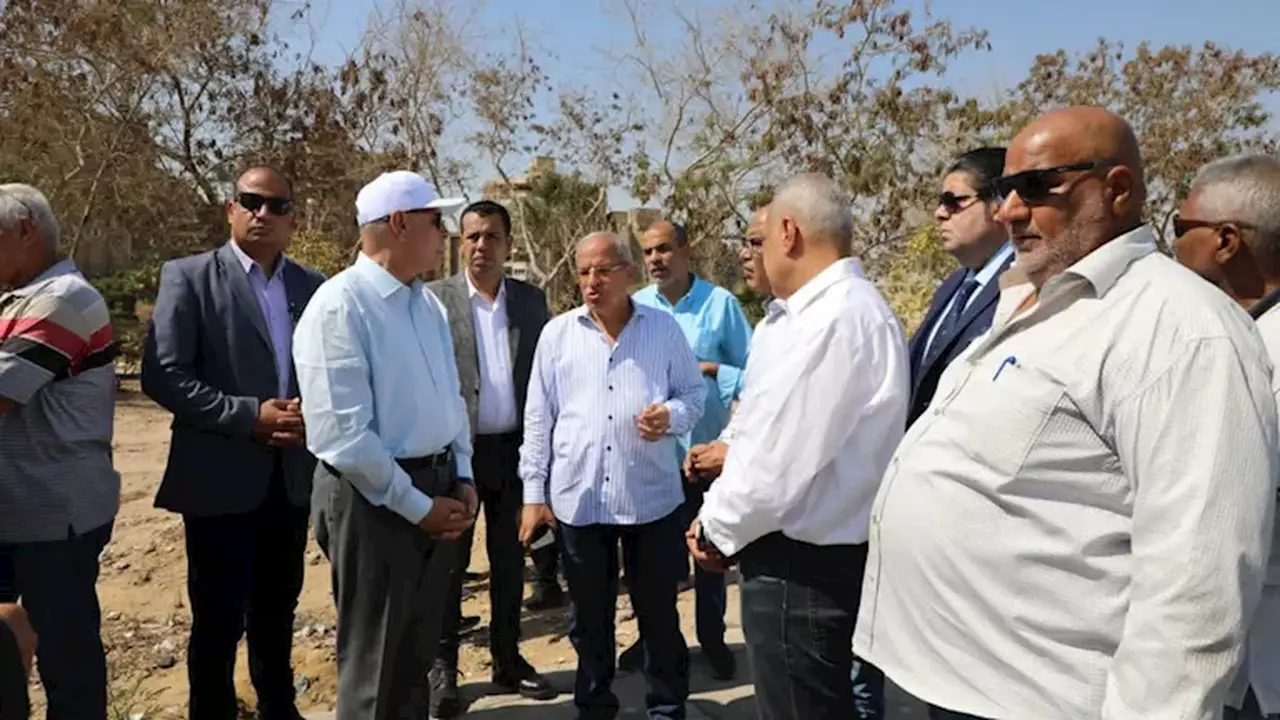 محافظ القاهرة يتفقد حي المعادي ويؤكد على تكثيف جهود النظافة والتشجير وإزالة الإشغالات